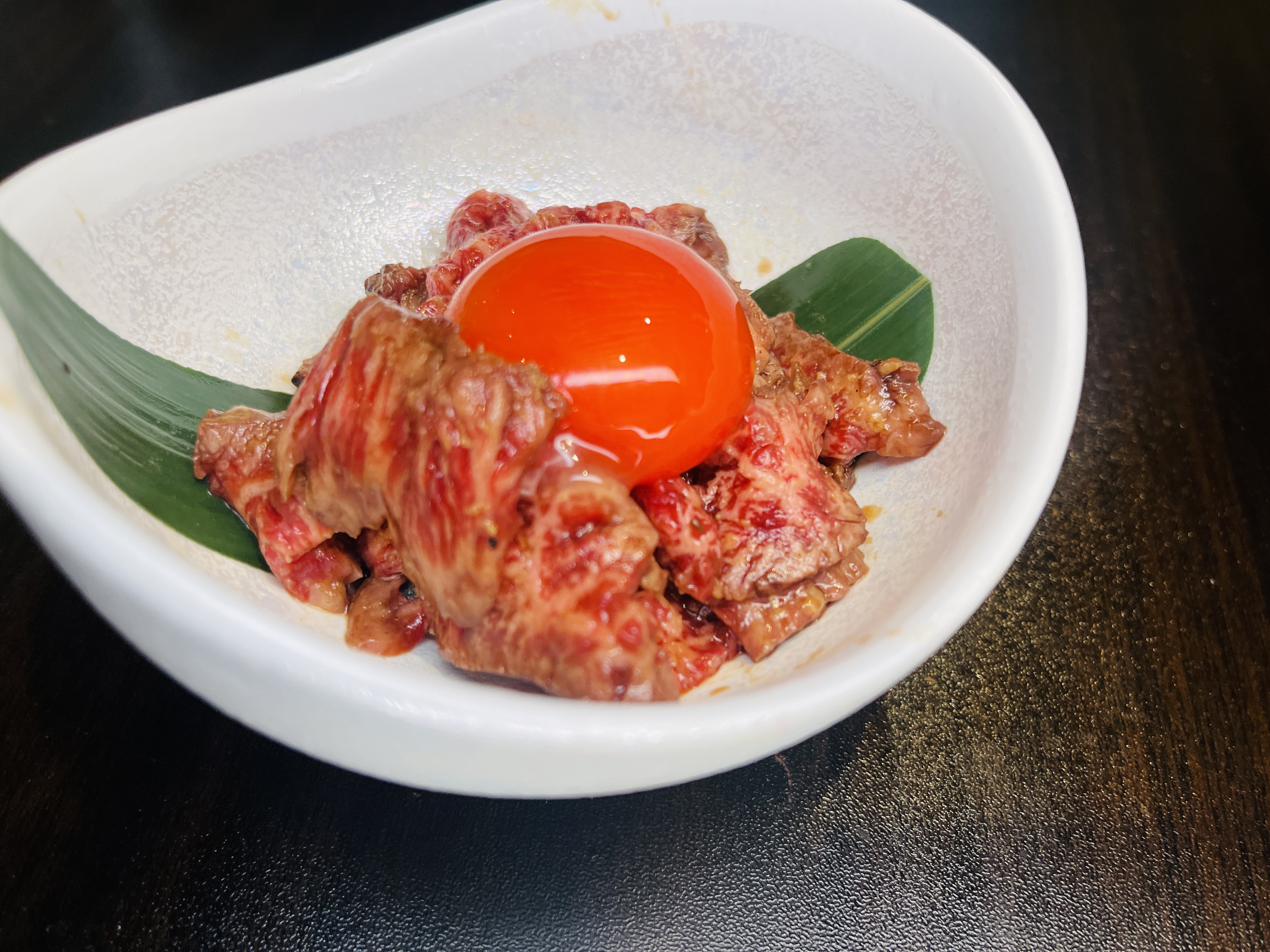 幻和牛ハラミのユッケ（特選卵）