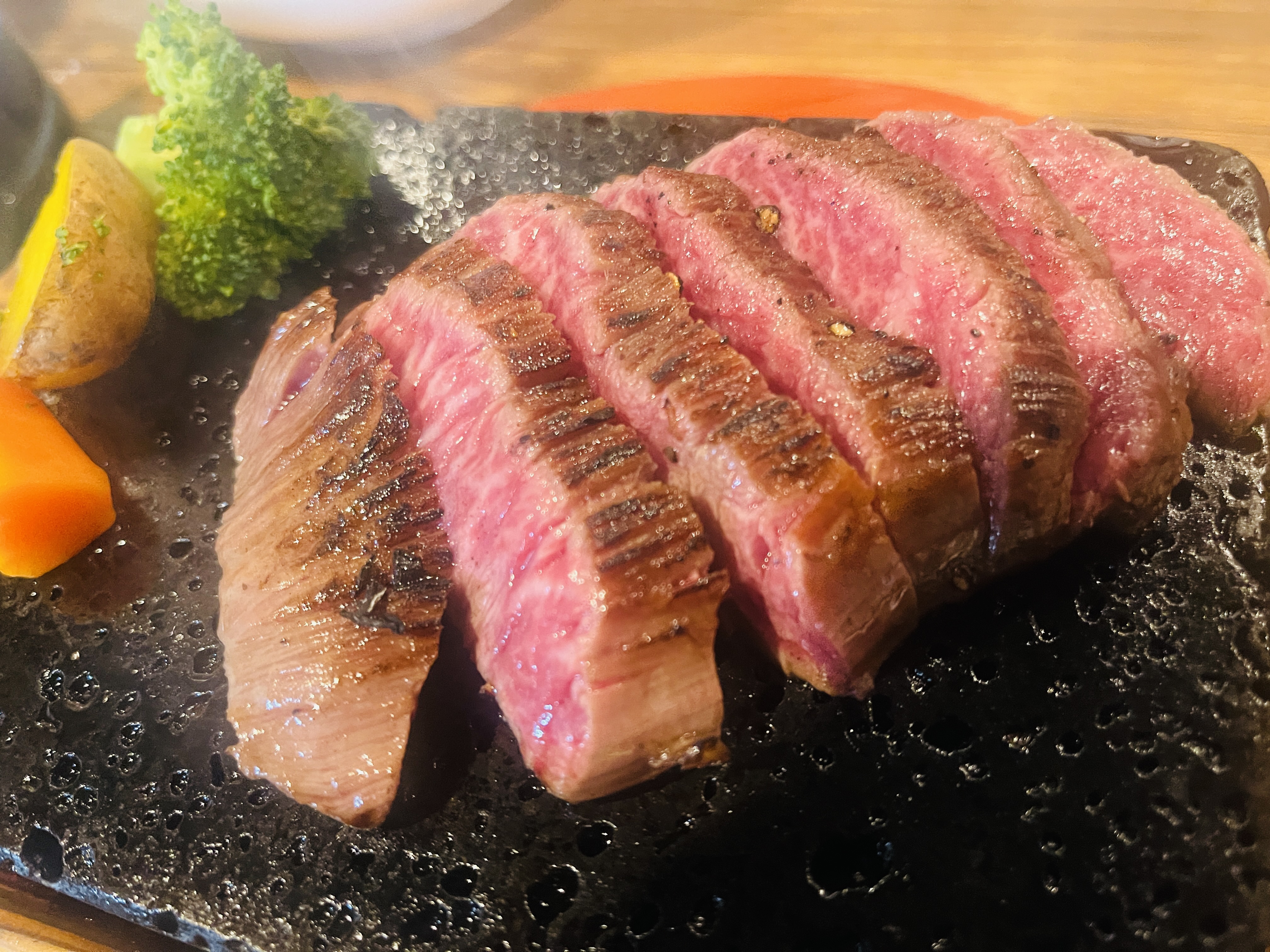 シャトーブリアンステーキ溶岩焼き